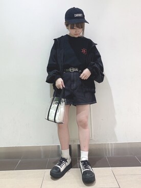 高橋明日香さんのコーディネート