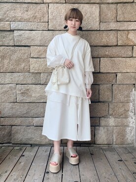 高橋明日香さんのコーディネート