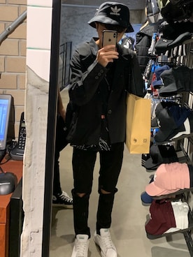 「Slightly Numb（スライトリーナム）のアイテム」を使った、shao lunさん（メンズ・168cm）の冬コーディネート