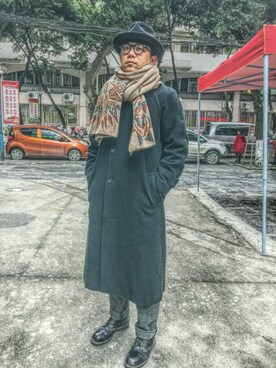 「tricot COMME des GARCONS（トリココムデギャルソン）のアイテム（ピーコート）」を使った、莱奥安托万さん（メンズ・173cm）の冬コーディネート