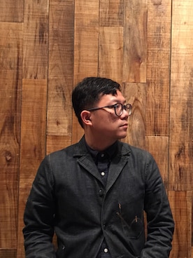 「EDWIN（エドウィン）のアイテム（スーツジャケット）」を使った、莱奥安托万さん（メンズ・173cm）の春コーディネート