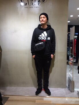 「L.H.P（エルエイチピー）のアイテム（パンツ）」を使った、SHINYA KASHIWAGIさん（メンズ・177cm）の秋コーディネート