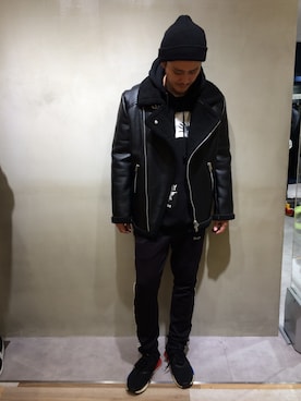 「DANKE SCHON（ダンケシェーン）のアイテム（ライダースジャケット）」を使った、SHINYA KASHIWAGIさん（メンズ・177cm）の冬コーディネート