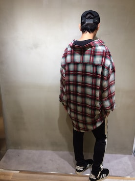 「Chica（チカ）のアイテム」を使った、SHINYA KASHIWAGIさん（メンズ・177cm）の夏コーディネート