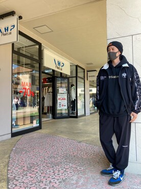 「KaneZ（ケインズ）のアイテム」を使った、SHINYA KASHIWAGIさん（メンズ・177cm）の冬コーディネート