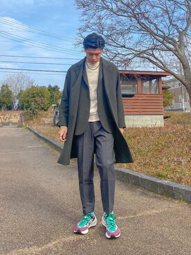 「UNIQLO（ユニクロ）のアイテム（パンツ、グレー系）」を使った、jikinjangさん（メンズ・177cm）の冬コーディネート