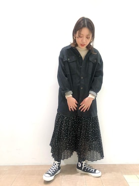 「CONVERSE TOKYO（コンバーストウキョウ）のデニム刺繍シャツ（シャツ/ブラウス、ブラック系）」を使った、SANAさん（レディース・153cm）の冬コーディネート