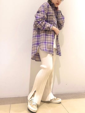 「CONVERSE TOKYO（コンバーストウキョウ）のバックプリントチェックブラウス（シャツ/ブラウス、パープル系）」を使った、SANAさん（レディース・153cm）の冬コーディネート