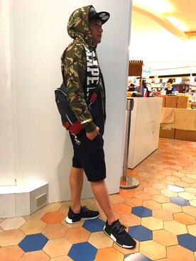 「AAPE BY A BATHING APE（エーエイプバイアベイシングエイプ）のアイテム（モッズコート）」を使った、林さん（メンズ・169cm）の春コーディネート