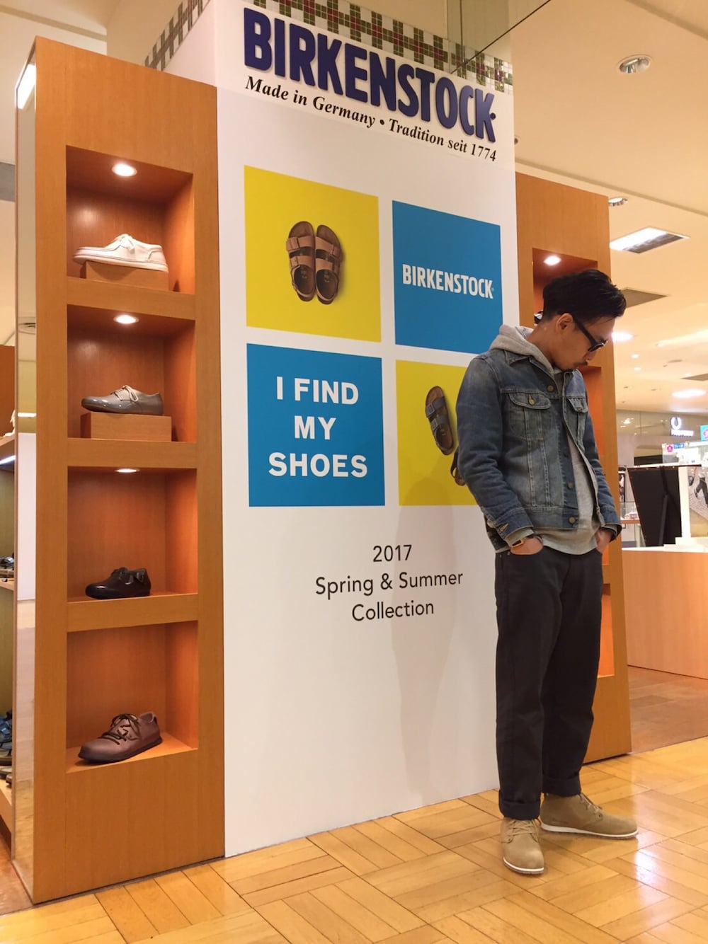 「birkenstock、みなとみらい」｜「BIRKENSTOCKのアイテム（シューズ、ブラウン系）」を使った、ITOさん（メンズ・168cm）の春コーディネートの1枚目の写真