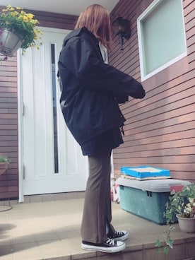 「リブスリットストレートパンツ」｜ma.さん（レディース・157cm）の春コーディネート