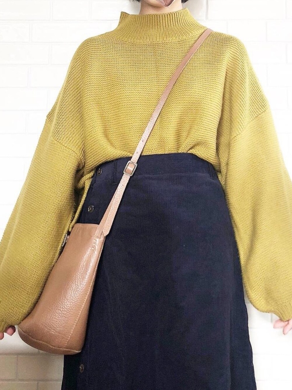 「マスタード、girl」｜「Samansa Mos2 blueのコール天フレアスカート（スカート、ブルー系）」を使った、やさい🥑さん（レディース・155cm）の春コーディネートの1枚目の写真