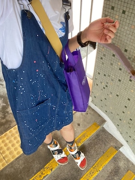 「CHEVIGNON（シェビニオン）のアイテム」を使った、MadMag Yan🐽さん（レディース・157cm）の春コーディネート