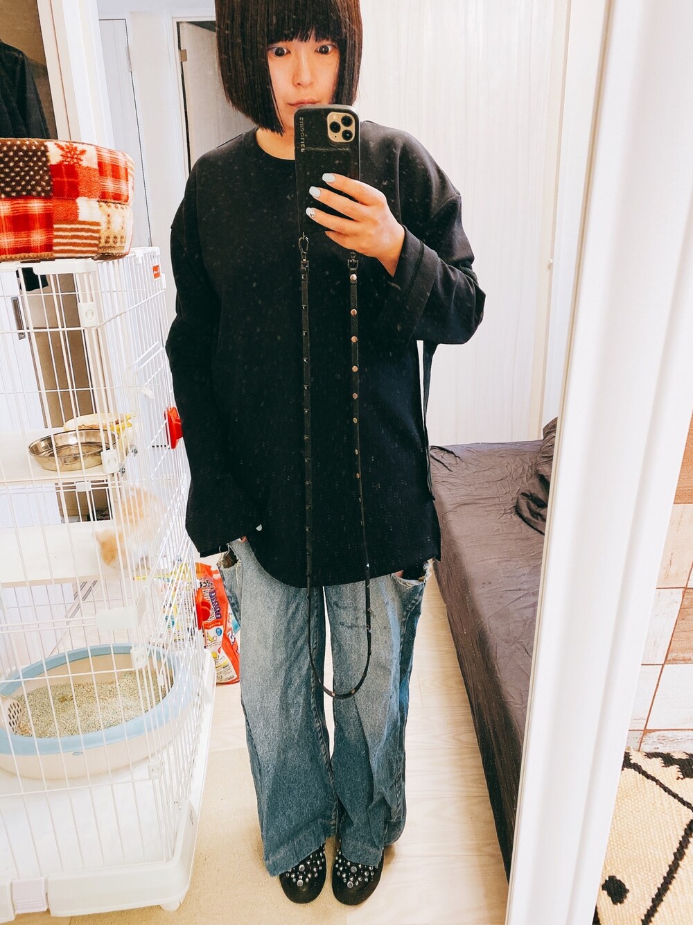 「モード、デニムパンツ」｜「UN3D.のアイテム（Tシャツ/カットソー、ブラック系）」を使った、nya1210mさん（レディース・153cm）の春コーディネートの1枚目の写真