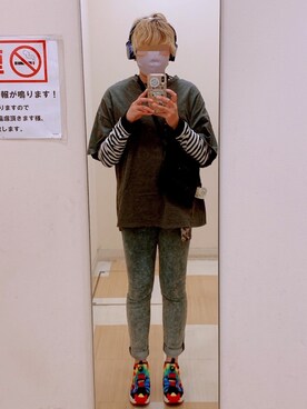 スニーカーを使った バンドマン の人気ファッションコーディネート Wear
