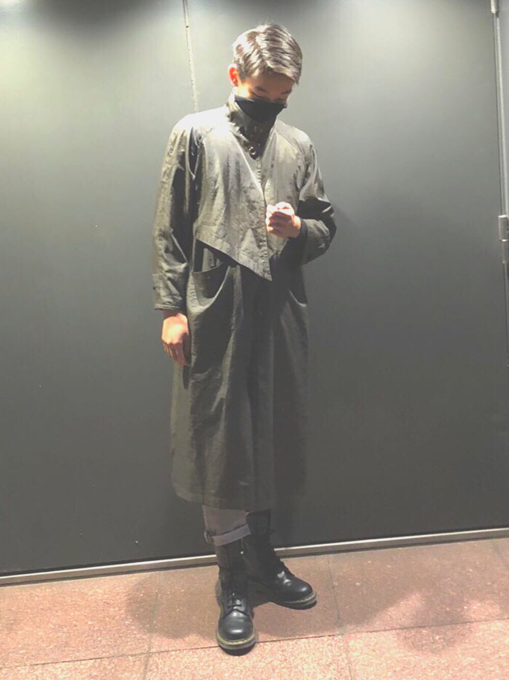 「ZOZO公認ユーザー、ストリート服が好き、秋コーデ、オーバーサイズ」｜「Yohji Yamamotoのアイテム（トレンチコート、グリーン系）」を使った、そのへんの17歳さん（メンズ・178cm）の秋コーディネートの1枚目の写真