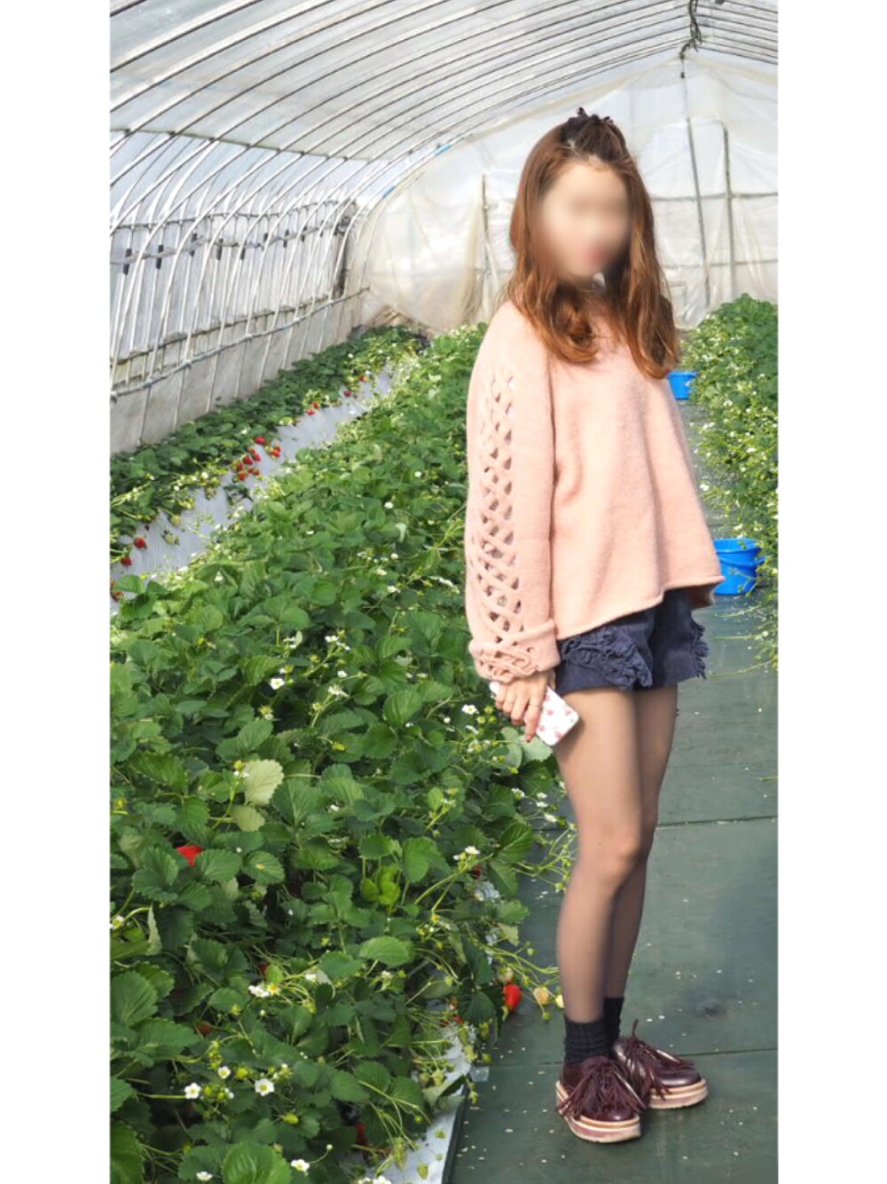 「冬、いちご、ZARA、Lily Brown、シンプル、ニット、ootd、ラクチンコーデ、靴下屋、ピンク」｜「ZARAのアイテム（ニット/セーター、ピンク系）」を使った、moeÜさん（レディース・158cm）の冬コーディネートの1枚目の写真
