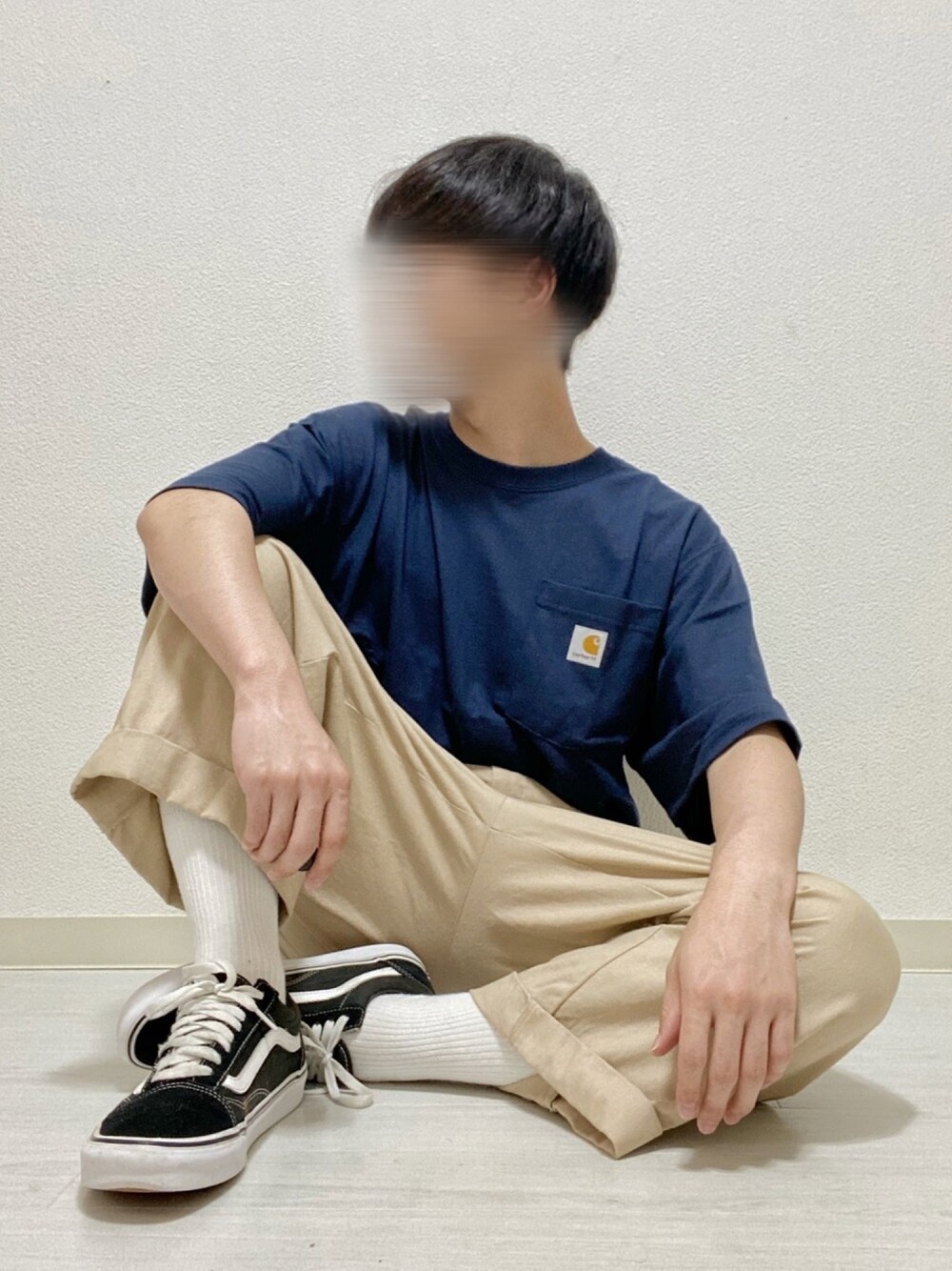 kasago/Instagramも見てねさんの「carhartt(カーハート) ビッグシルエット ポケット半袖 ロゴ Tシャツ Workwear Pocket 1/2 Sleeve T-Shirts（Carhartt）」を使ったコーディネート
