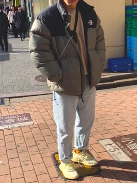 「イージーブースト」｜「アイテム（ジャケット/アウター）」を使った、ʕ·ᴥ·ʔさん（メンズ・175cm）の冬コーディネート