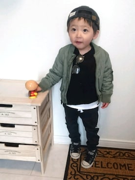 「H&M（エイチ・アンド・エム）のアイテム（その他パンツ）」を使った、COCO♡HARU さん（キッズ・90cm）の冬コーディネート