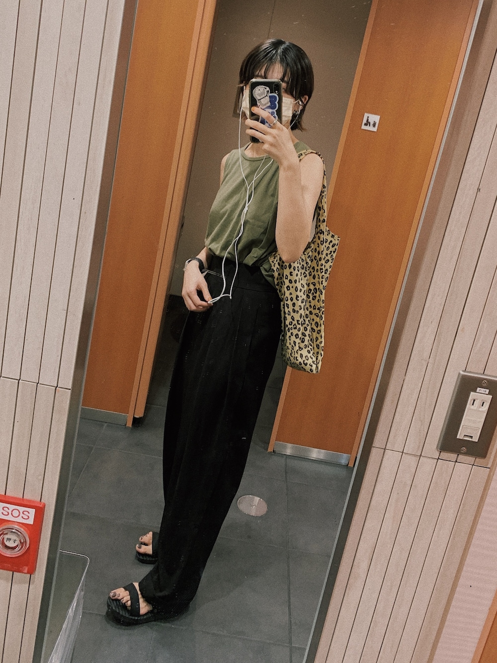 「カジュアルコーデ、夏、パンツスタイル、リラックススタイル、プチプラ、いいね、save、フォローお願いします🤑」｜「BAGGUのBAGGU StandardBag / バグゥ スタンダードバッグ（エコバッグ/サブバッグ、その他）」を使った、inugasukiさん（レディース・165cm）の夏コーディネートの1枚目の写真