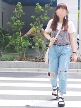 「Teva（テバ）のTeva / プラットフォーム ユニバーサル（サンダル）」を使った、emiwongggさん（レディース・165cm）の夏コーディネート