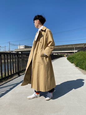 「アイテム（トレンチコート、ゴールド系）」を使った、のりさん（メンズ・175cm）の春コーディネート