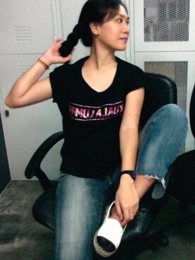 「アイテム（腕時計、パープル系）」を使った、WaiChingさん（レディース・165cm）の冬コーディネート