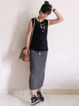 「アイテム（腕時計、パープル系）」を使った、WaiChingさん（レディース・165cm）の冬コーディネート