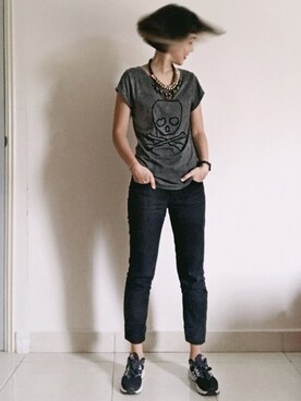 「アイテム（腕時計、パープル系）」を使った、WaiChingさん（レディース・165cm）の冬コーディネート