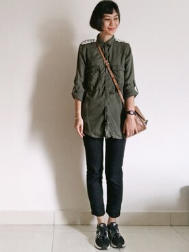 「アイテム（腕時計、パープル系）」を使った、WaiChingさん（レディース・165cm）の春コーディネート