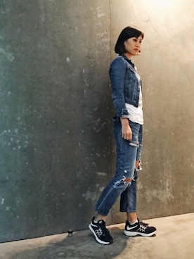 「JUNK FOOD（ジャンクフード）のアイテム」を使った、WaiChingさん（レディース・165cm）の春コーディネート