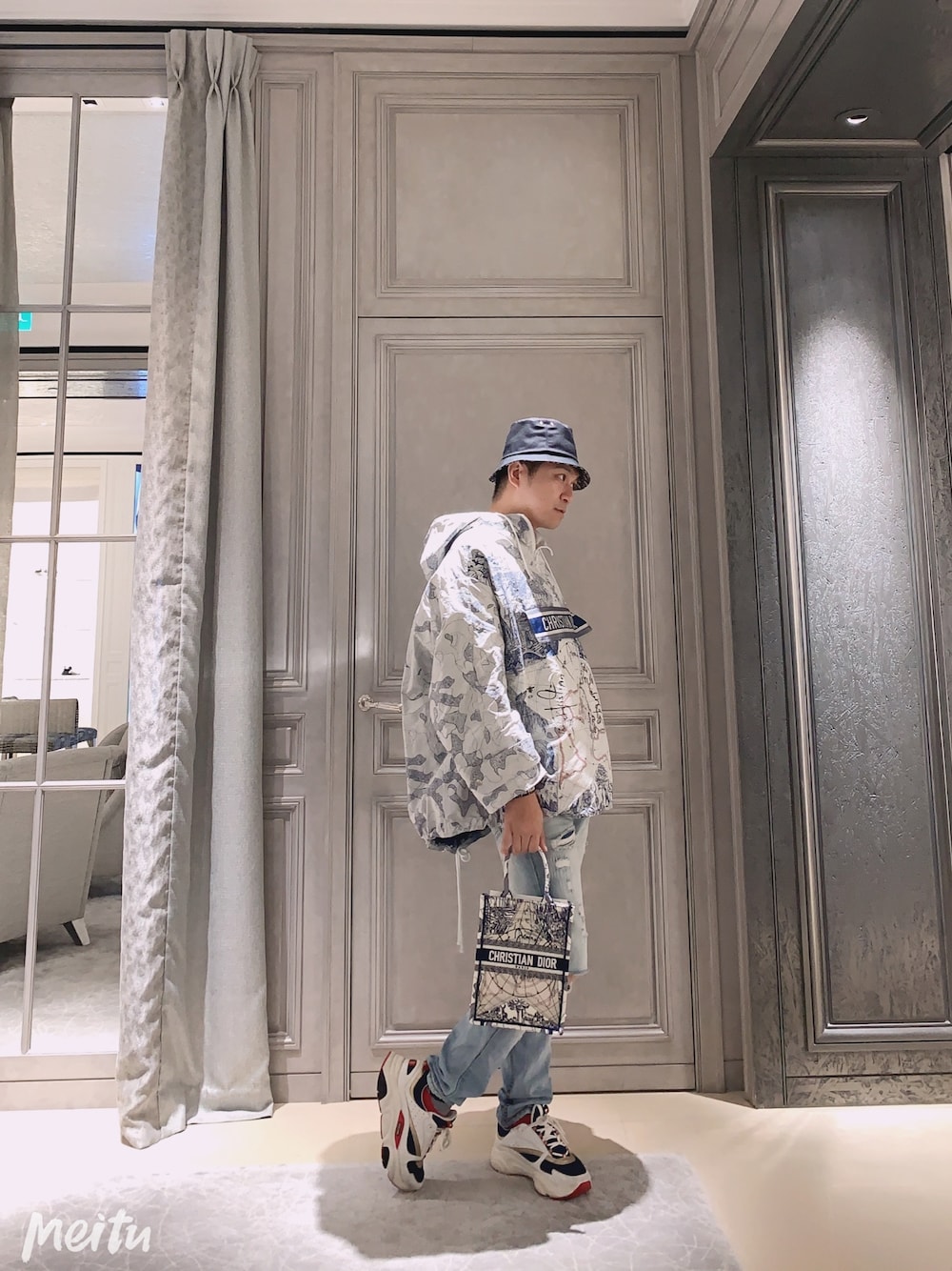 【コーディネートのアクセントに★】DIOR ハット 楽天市場】Dior ディオール ボブハット CHIC 11DCH923I100