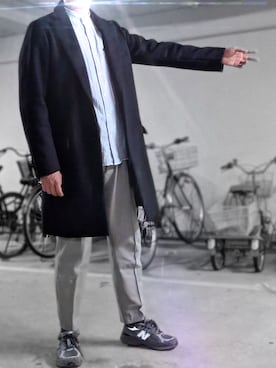 「SHIPS（シップス）のアイテム（チェスターコート）」を使った、アビーユさん（メンズ・180cm）の春コーディネート