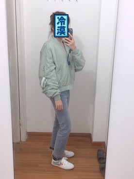 「cache cache（カシュ カシュ）のアイテム（MA-1）」を使った、你的名字很好听呀_さん（レディース・155cm）の冬コーディネート