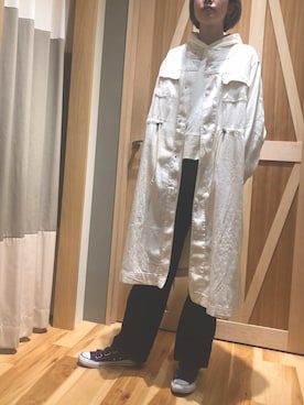 「Samansa Mos2 blue（サマンサモスモスブルー）のアイテム（スラックス）」を使った、ユウカさん（レディース・176cm）の春コーディネート