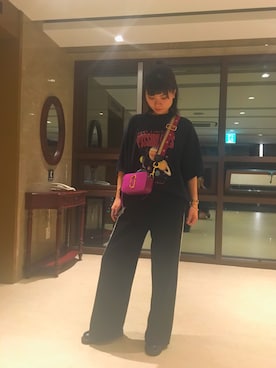 「MARC JACOBS（マークジェイコブス）のアイテム（ボディバッグ/ウエストポーチ）」を使った、Kaorukoさん（レディース・162cm）の秋コーディネート