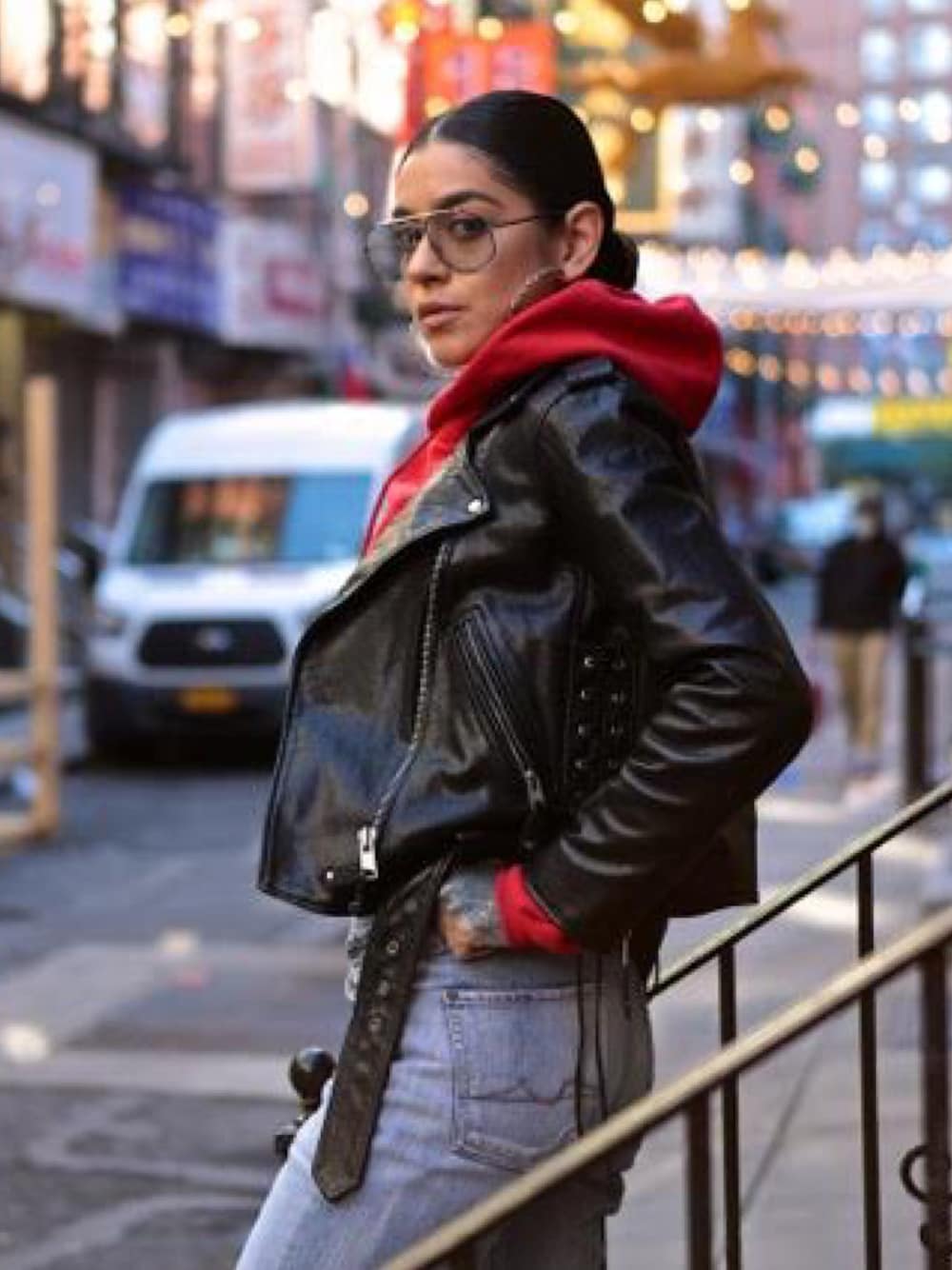 「chinatownmarket、NYC、streetstyle、streetfashion、streetwear、leather、leather jacket、fall、fall style、casual」｜「ALLSAINTSのアイテム（ライダースジャケット、ブラック系）」を使った、joiedamonさん（レディース・170cm）の秋コーディネートの1枚目の写真