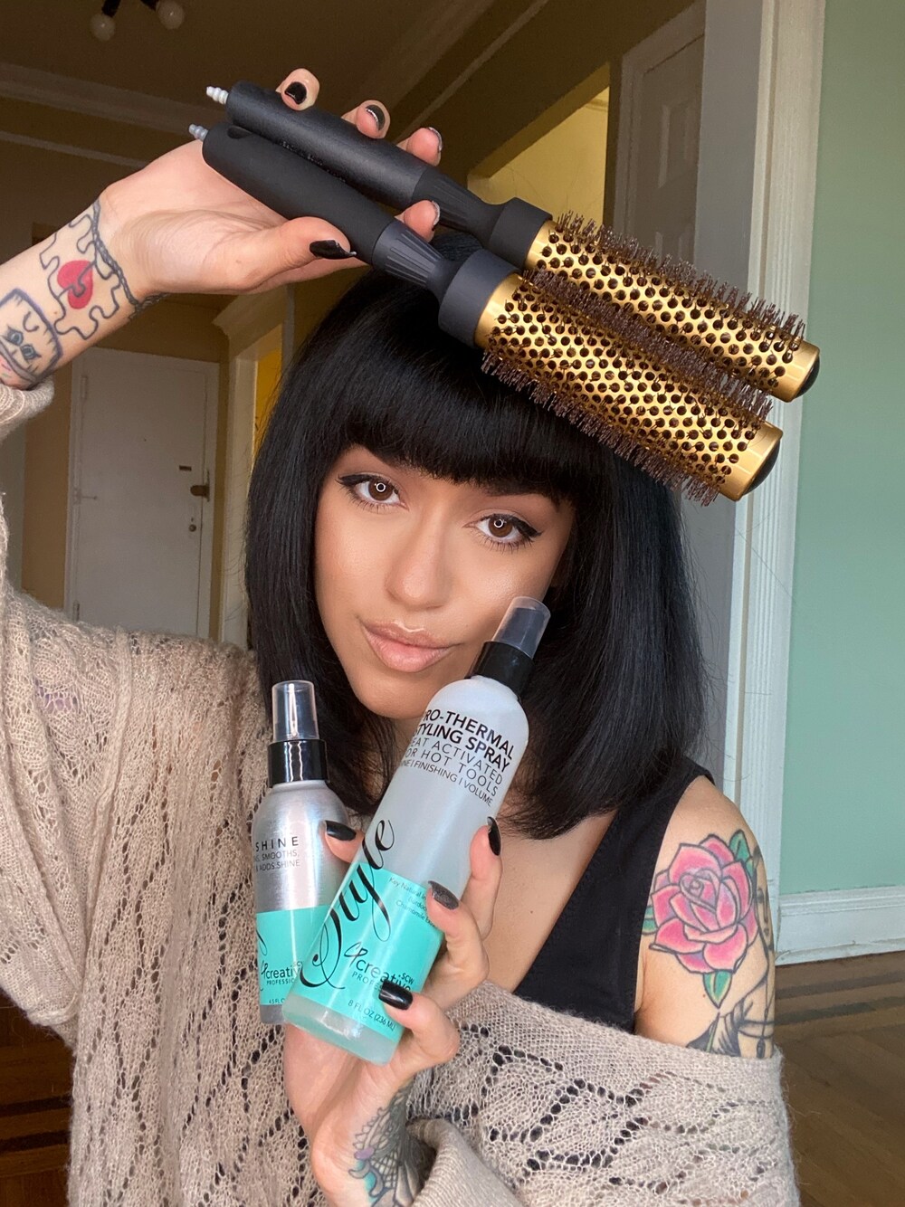 「hair、hairstyle、hairsalongift、haircut、beautiful people、girly、BEAUTY&YOUTH UNITED ARROWS、beauty、smoothy、hot」｜「Creative Hair Toolsのアイテム（ヘアスタイリング/ヘアワックス、その他）」を使った、joiedamonさん（レディース・170cm）の冬コーディネートの1枚目の写真