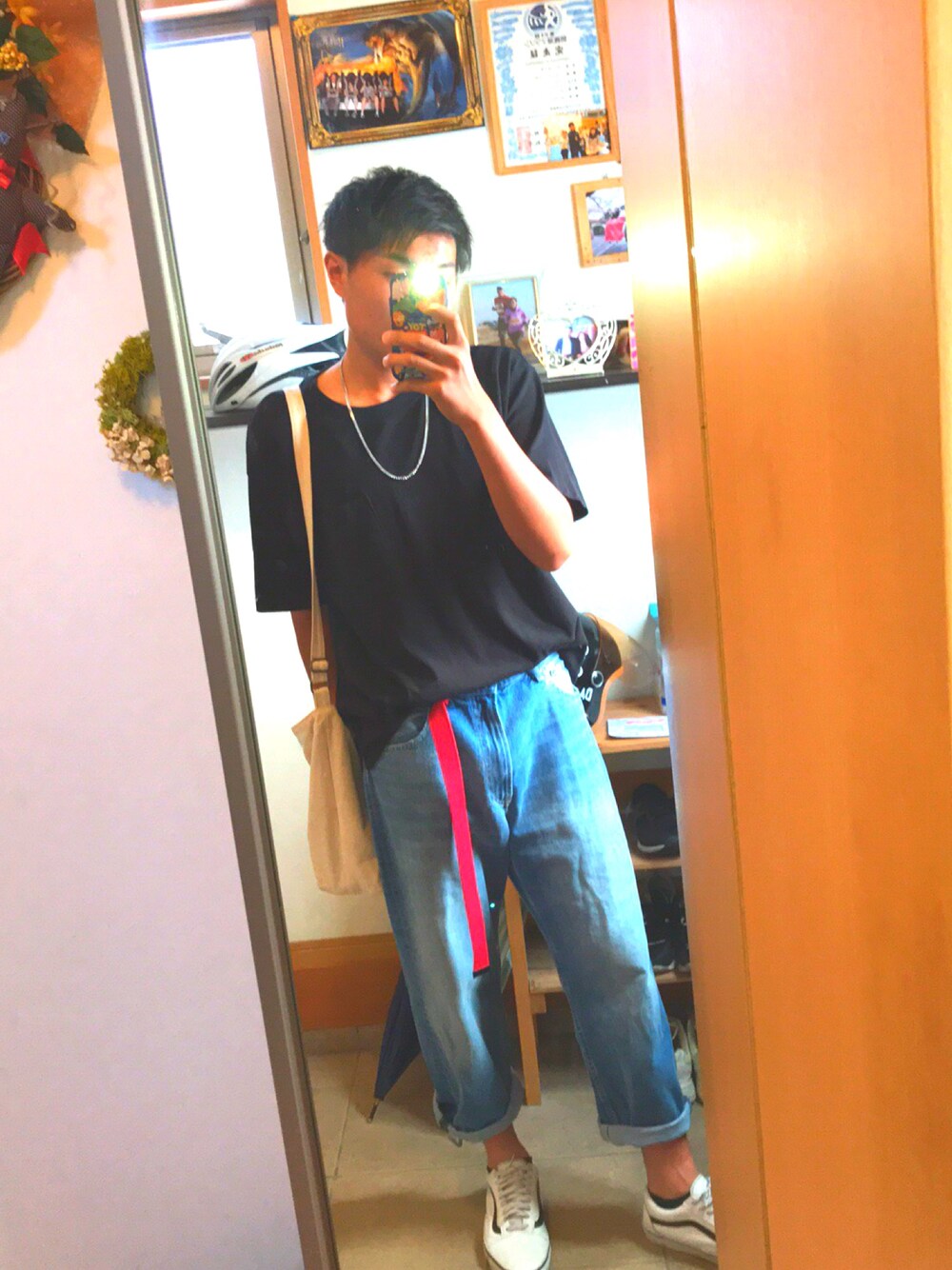 「FUJIROCKEEN、休日スタイル、シンプル、おしゃれさんと繋がりたい、夏コーデ、カジュアル、keen」｜「GUのアイテム（シャツ/ブラウス、ブラック系）」を使った、しょうやさん（メンズ・180cm）の夏コーディネートの1枚目の写真