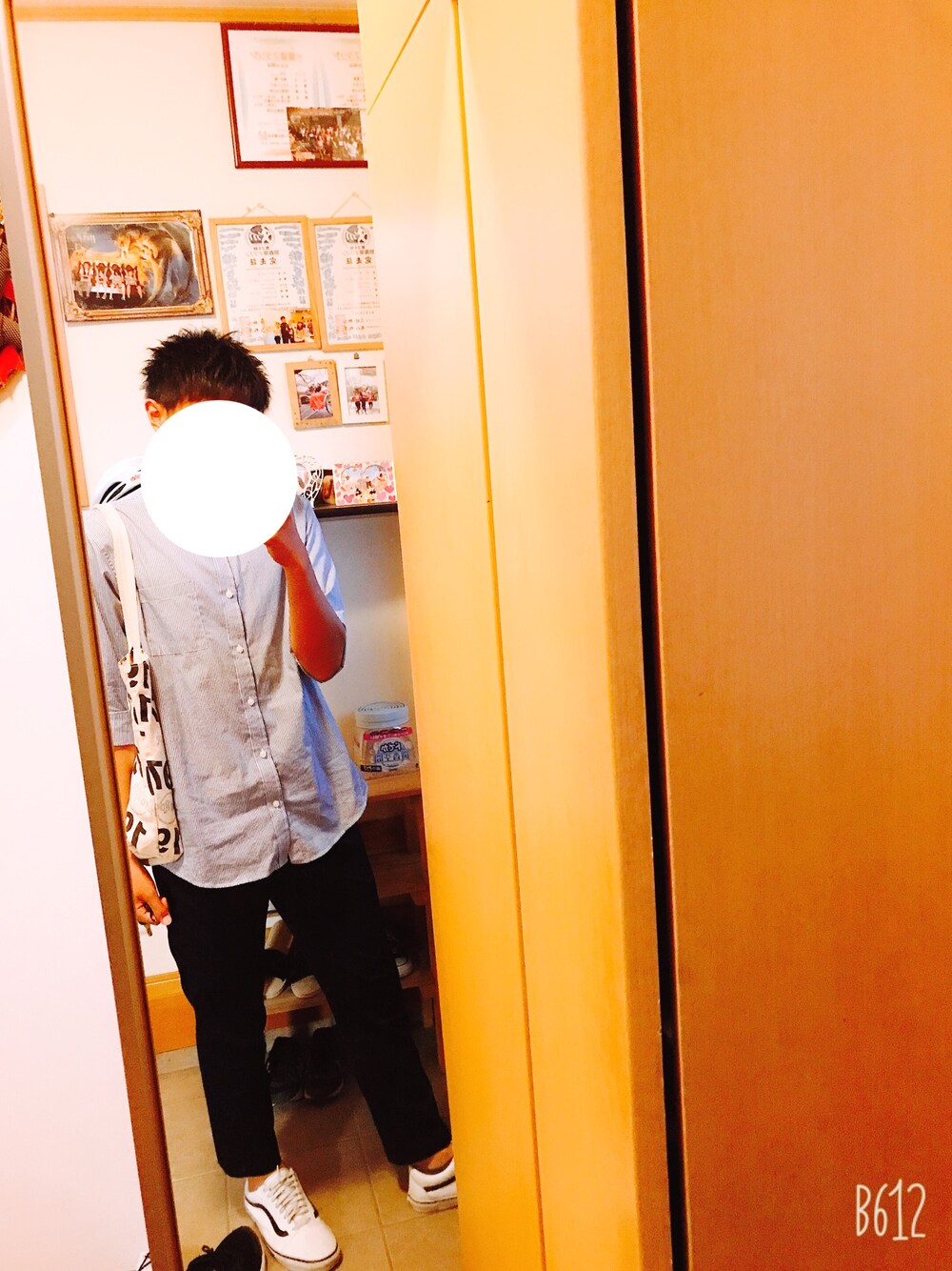 「夏だ！Tシャツ着よう！、Tシャツ、おしゃれさんと繋がりたい、ビックシルエット、大人カジュアル、今日のコーデ」｜「92nd Street shoe makersのアイテム（シャツ/ブラウス、ブルー系）」を使った、しょうやさん（メンズ・180cm）の夏コーディネートの1枚目の写真