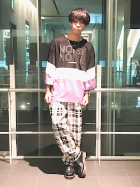 「シャリーフ(SHAREEF)」｜「アイテム（財布/小物）」を使った、まきおさん（メンズ・171cm）の秋コーディネート