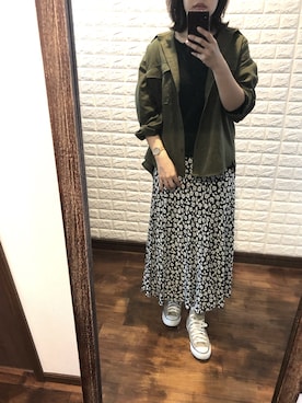「フラワープリントスカート」｜さっちゃんさん（レディース・165cm）の春コーディネート