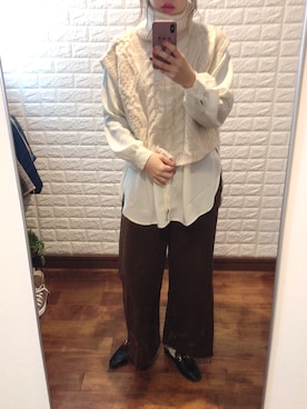 「select MOCA（セレクトモカ）の柔らかく履きやすいフェイクレザーゴールドビット付きローファー（ローファー）」を使った、さっちゃんさん（レディース・165cm）の冬コーディネート