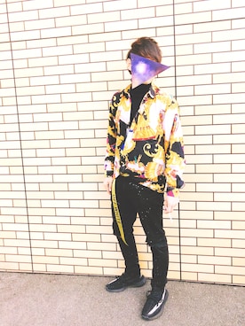「off white」｜「アイテム（財布/小物）」を使った、sho⚡︎さん（メンズ・170cm）の秋コーディネート