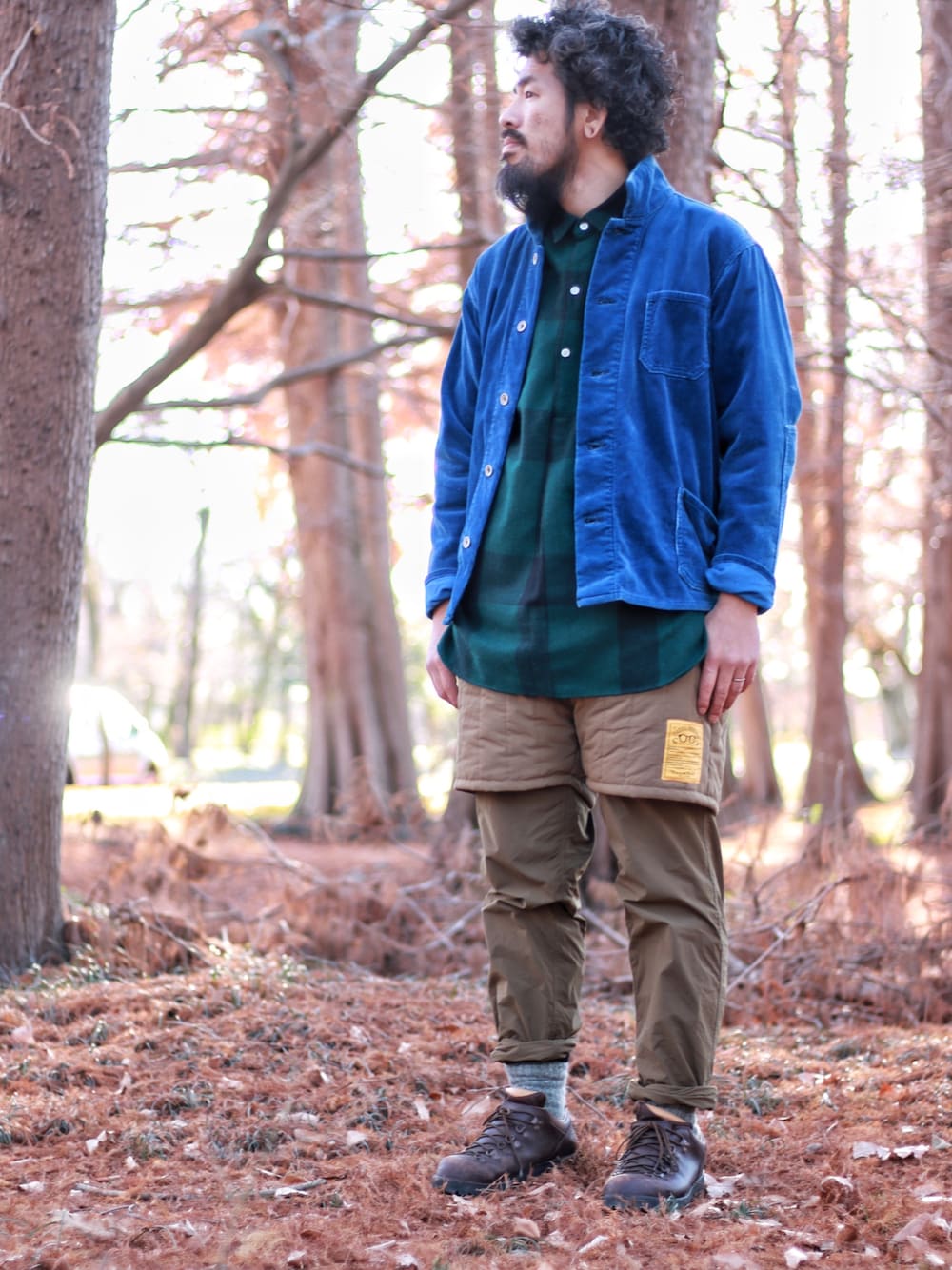 「大人カジュアル、オーバーサイズ、シャツスタイル、ロールアップ、ブーツ、NATAL DESIGN」｜「NATAL DESIGNの【ネイタルデザイン】BRIAN JACKET CORDUROY / ブライアンジャケット コーデュロイ（ブルゾン、ブルー系）」を使った、SCATTER BRAIN nicoじいさん（メンズ・174cm）の冬コーディネートの1枚目の写真