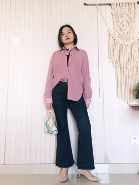 「seifiniのアイテム（シャツ/ブラウス、ピンク系）」を使った、Cheny荧さん（レディース）の冬コーディネート
