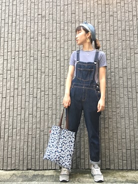 「Honeys（ハニーズ）のアイテム（サロペット/オーバーオール）」を使った、Singさん（レディース・156cm）の秋コーディネート