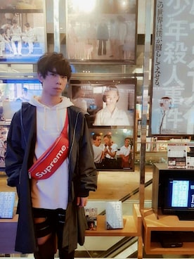 「アイテム（ムートンコート、グレー系）」を使った、ｺ麦さん（メンズ・171cm）の秋コーディネート