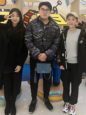 「AAPE BY A BATHING APE（エーエイプバイアベイシングエイプ）のアイテム（ジャケット/アウター）」を使った、一丸さん（レディース・165cm）の冬コーディネート
